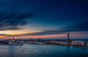 Venezia dall'Alto al tramonto